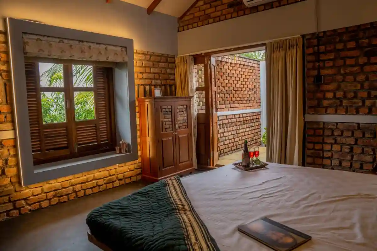 Godavari bedroom in the brick mansion villa (3)